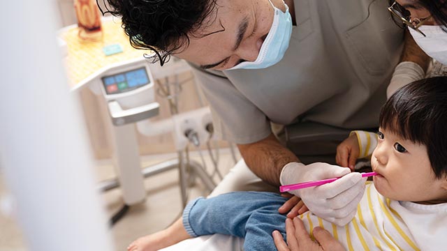 子供の健康な歯を生涯守るために大切な歯科検診・予防歯科